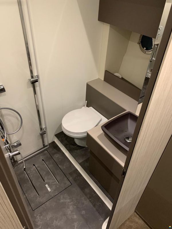 Cranchi M 44 HT