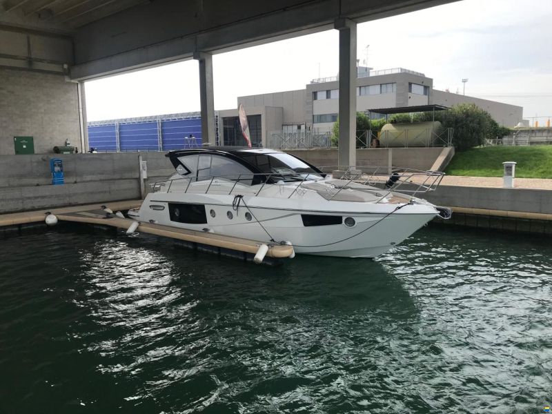 Cranchi M 44 HT