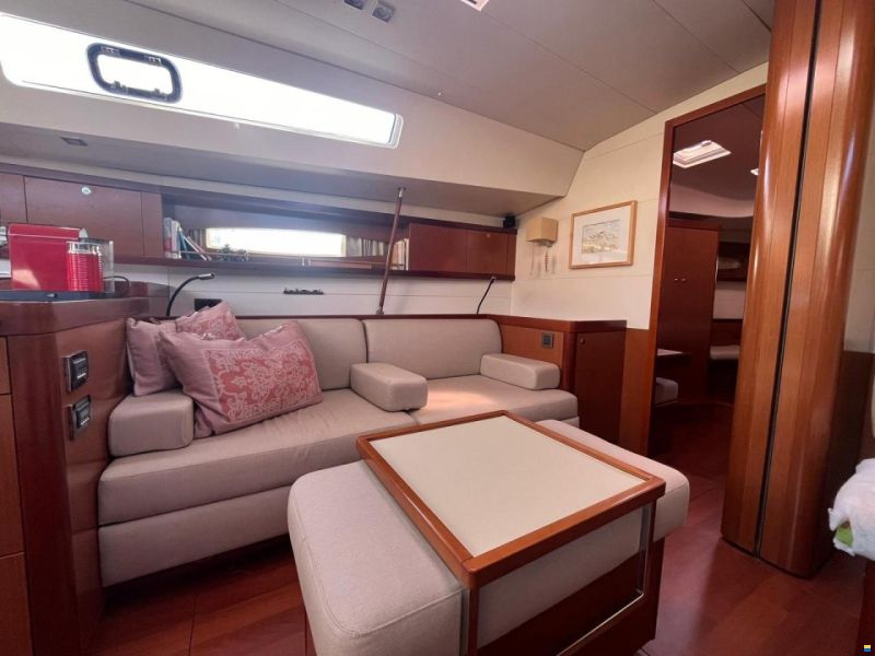 Beneteau Segelyacht Beneteau Oceanis 58
