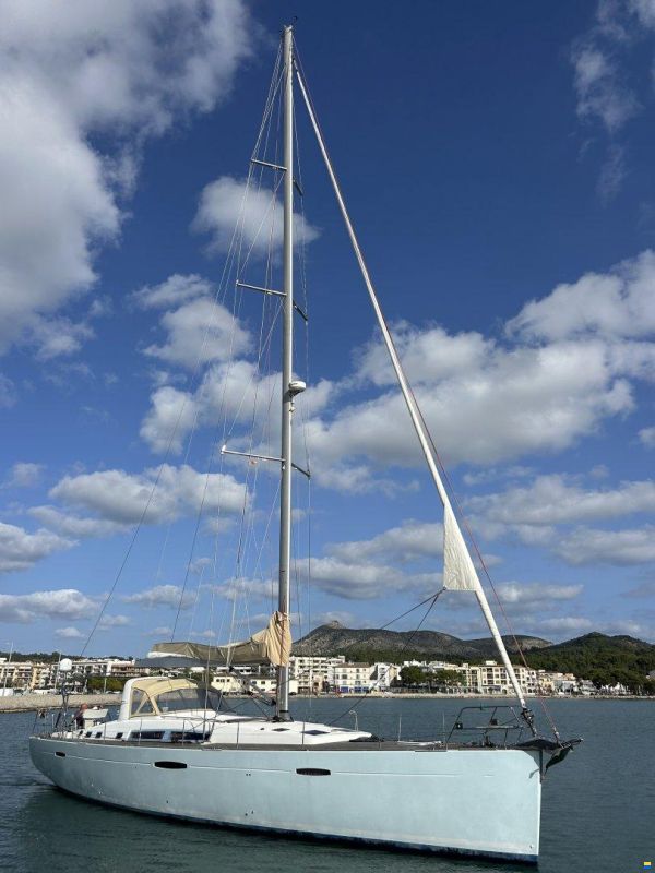 Beneteau Segelyacht Beneteau Oceanis 58