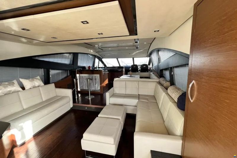Sea Ray L650 Fly