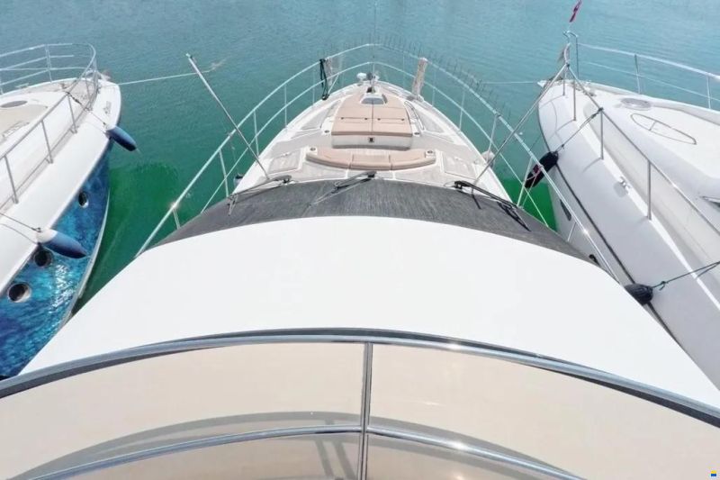 Sea Ray L650 Fly