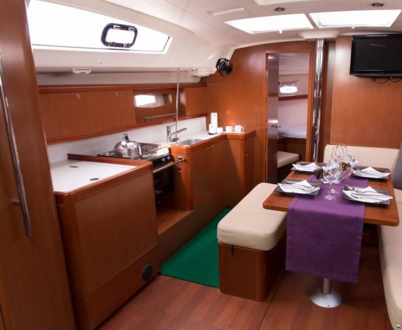 Beneteau Oceanis 43 A/C