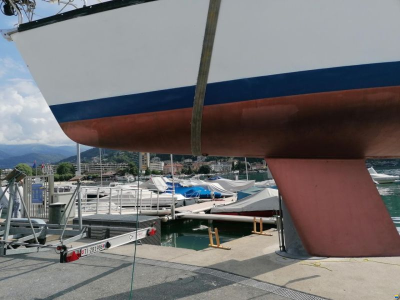 Bavaria 760