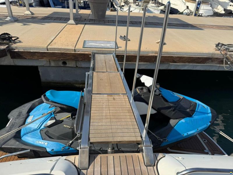Fairline Squadron 59