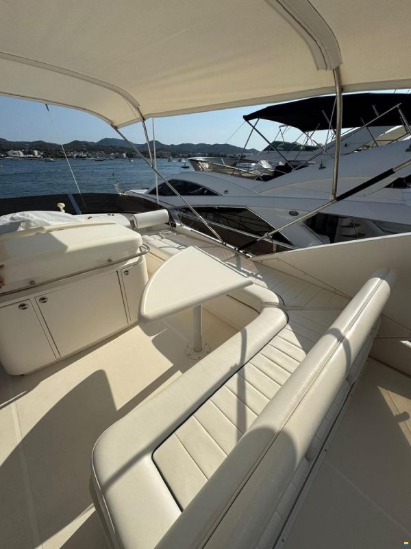 Fairline Squadron 59