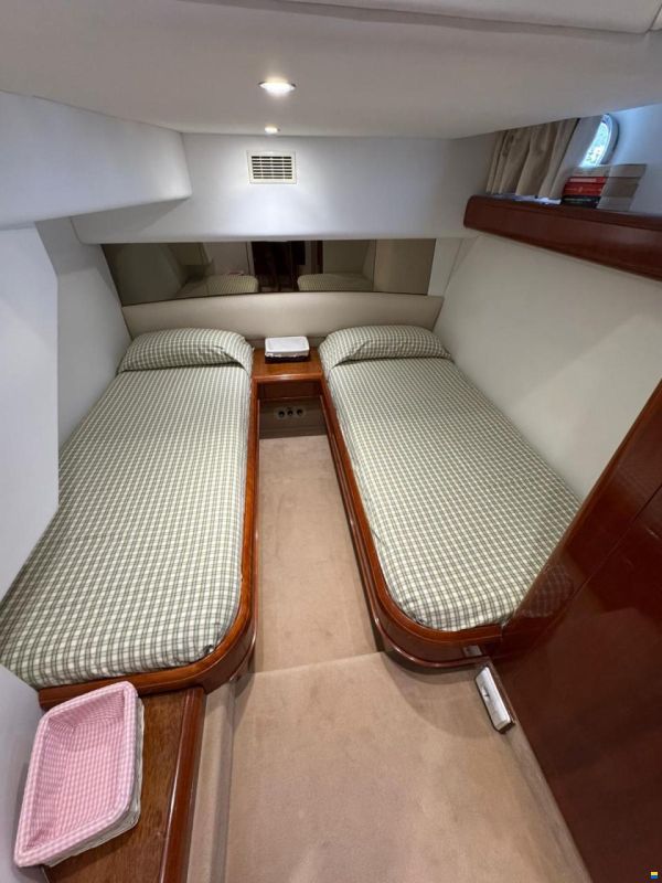 Fairline Squadron 59