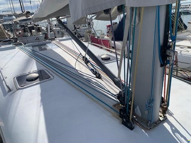 AB Marine Equinox452