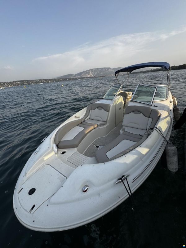 Sea Ray 270 SD