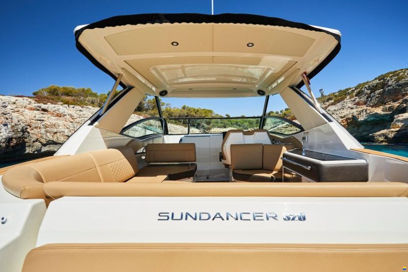Sea Ray 320 Sundancer