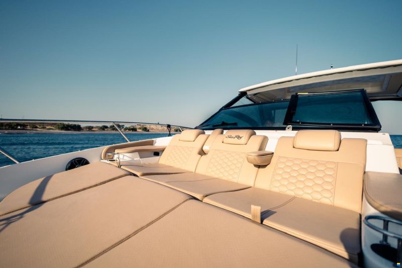 Sea Ray 320 Sundancer