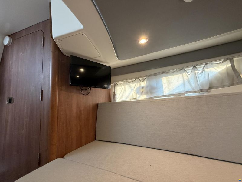 Quicksilver 875 Sundeck