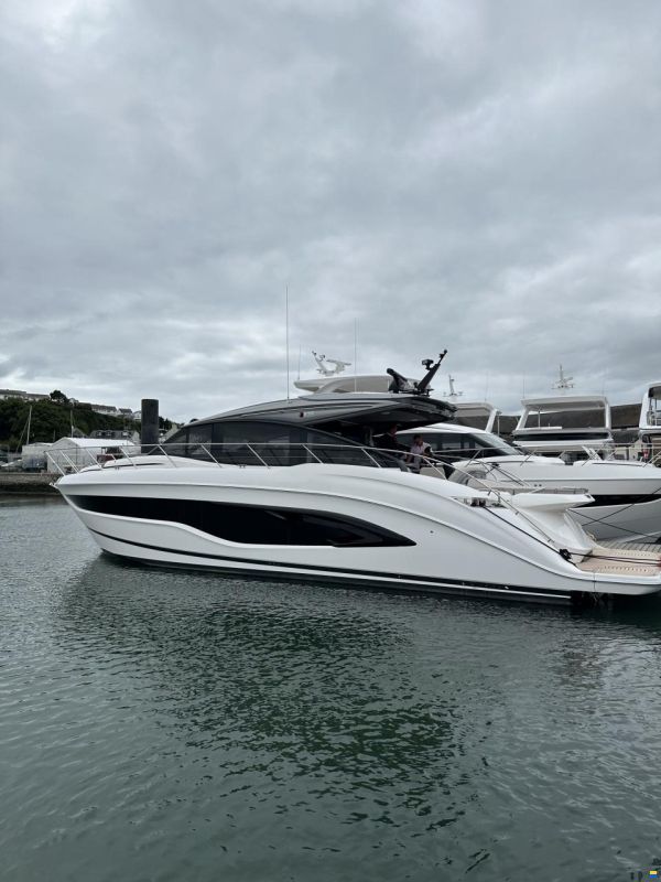 Princess V55