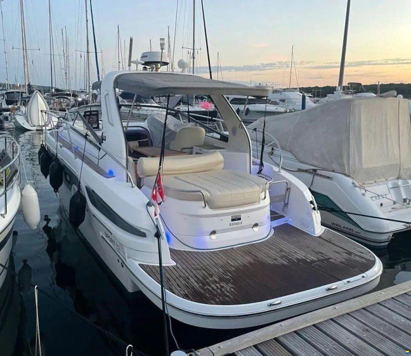 Bavaria 32 SPORT - 2013