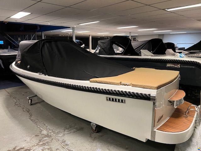Waterdream 600 tender