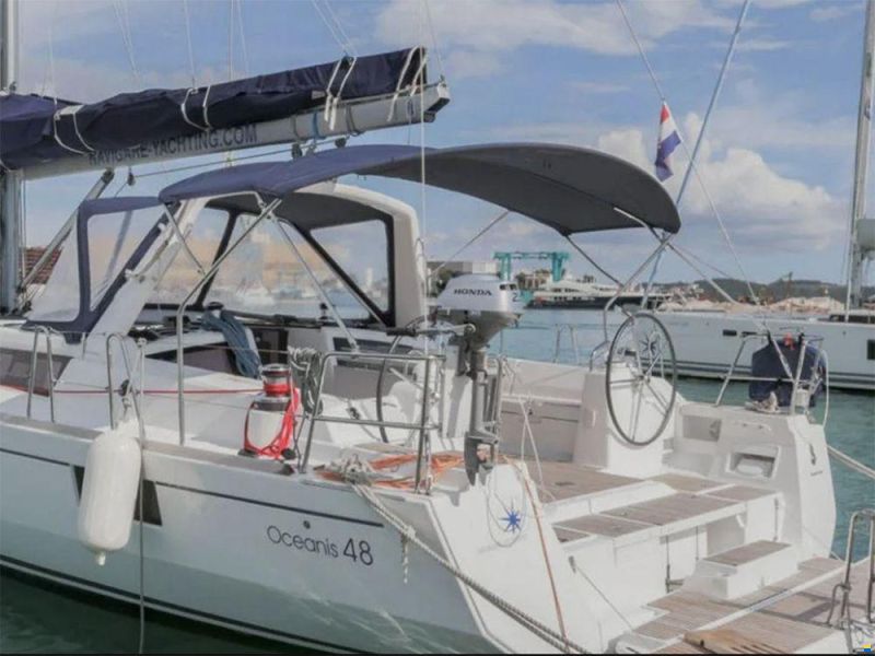 Beneteau Oceanis 48