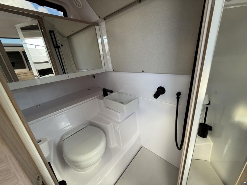Axopar 45 Cross Cabin - Aft Cabin
