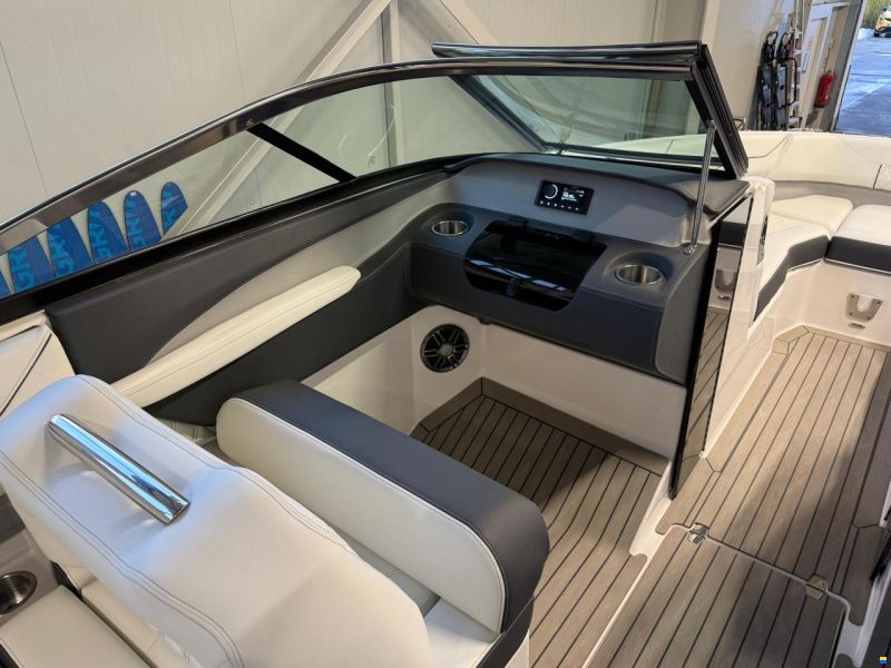 Regal LS4