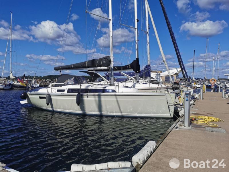 Bavaria 33 Cruiser