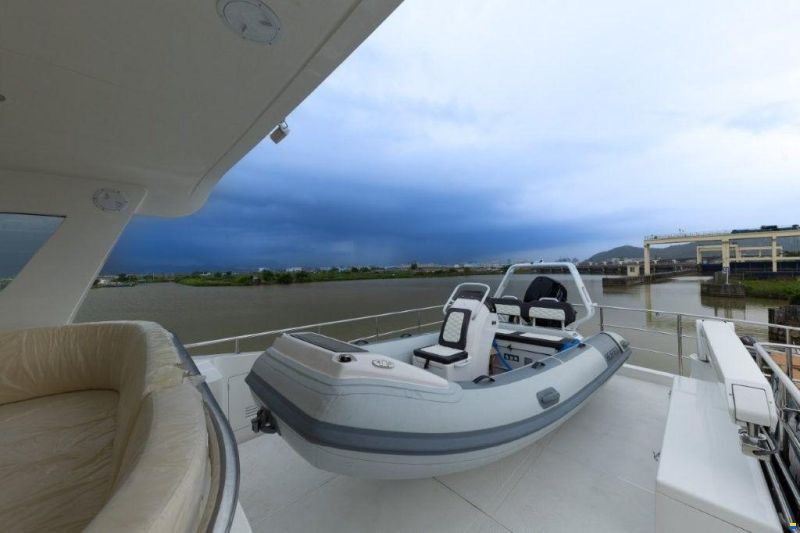 Selene 62' Explorer