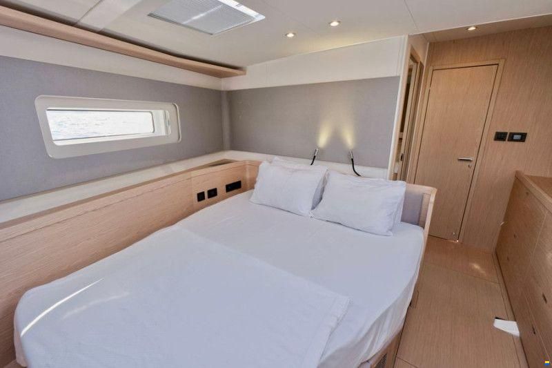 Beneteau Oceanis 60