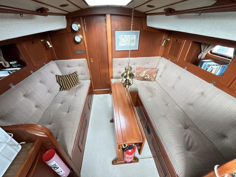 Hallberg-Rassy 312 Mk I (1985)