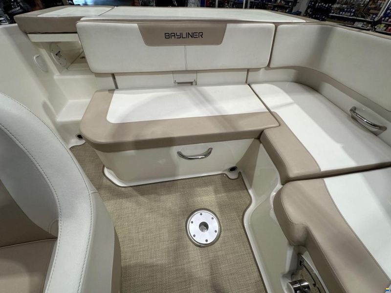 Bayliner VR5 Cuddy – Mercury 150 hk – 20