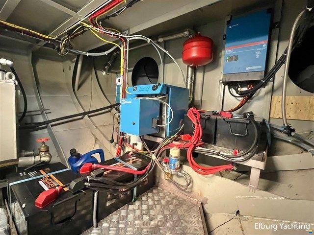 Bronsveen Spitsgatkotter 14.98