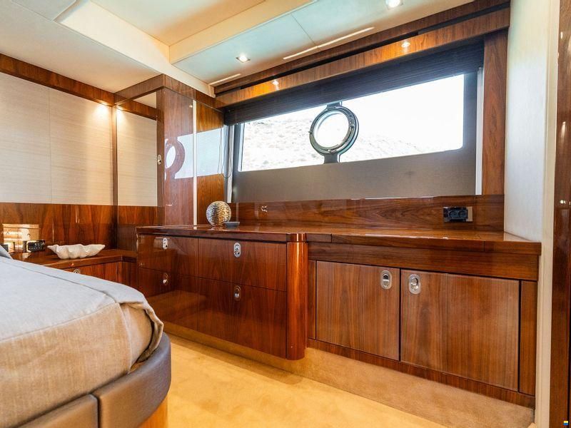 Sunseeker Manhattan 65