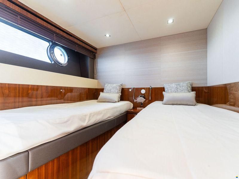 Sunseeker Manhattan 65