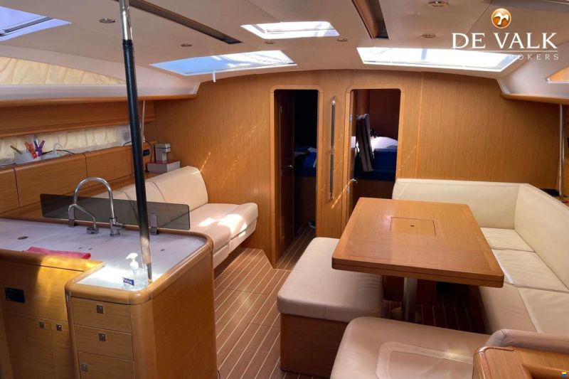Jeanneau 53