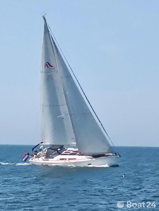 Hanse 458