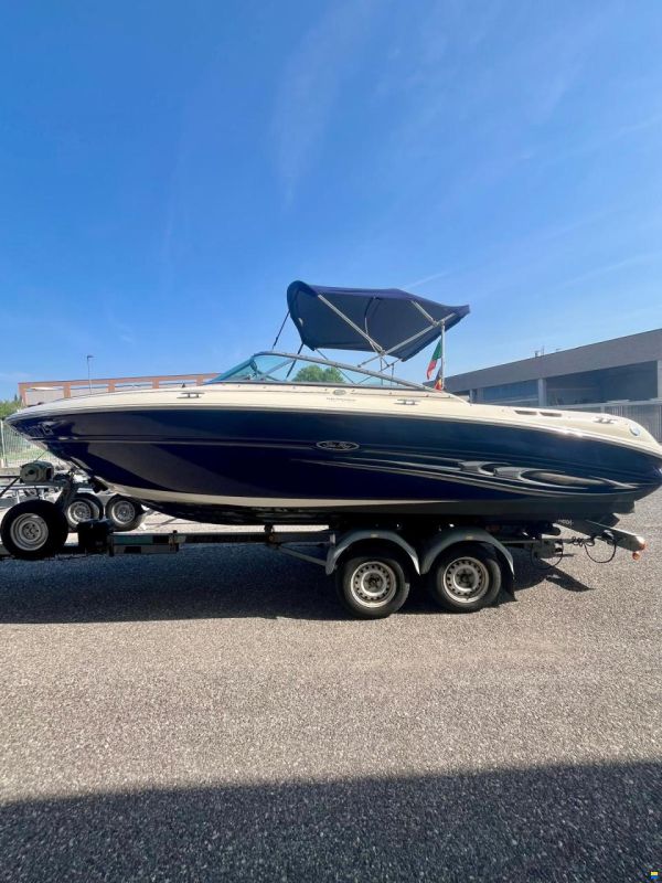 Sea Ray 220 Sunsporter SSE