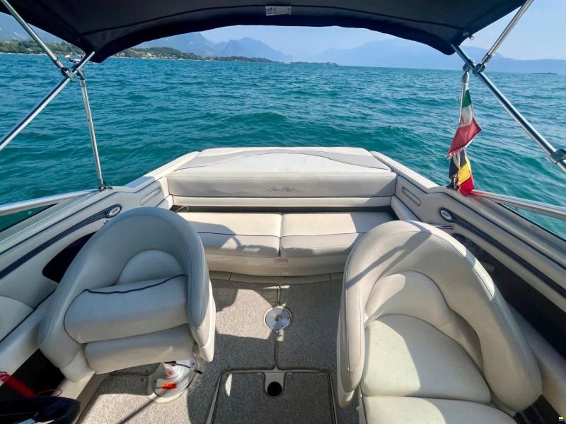Sea Ray 220 Sunsporter SSE