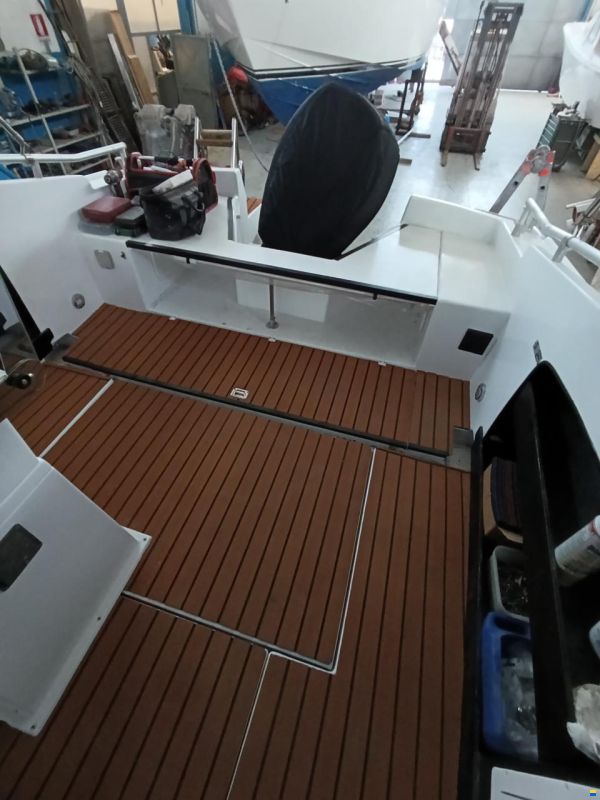 Rio 680 Cabin