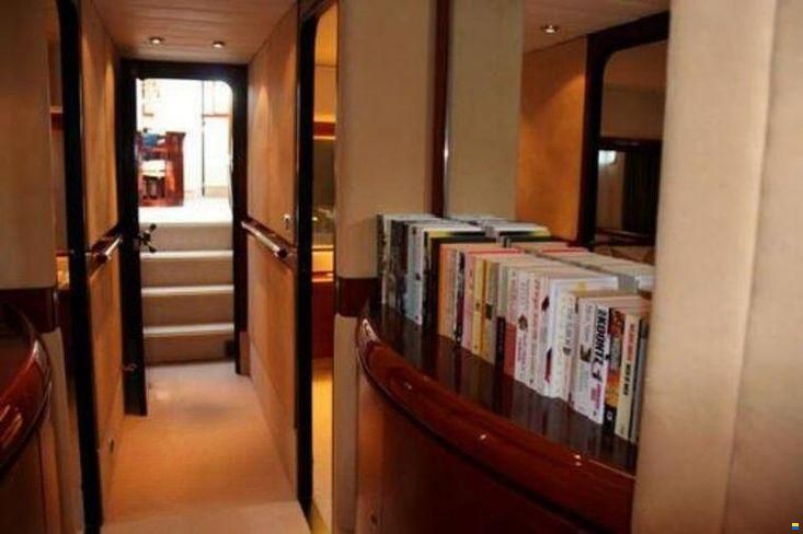 CIM Shipyard Ocean Voyager 82