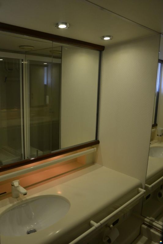 CIM Shipyard Ocean Voyager 82