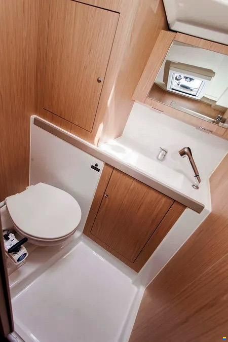 Beneteau Oceanis 41.1