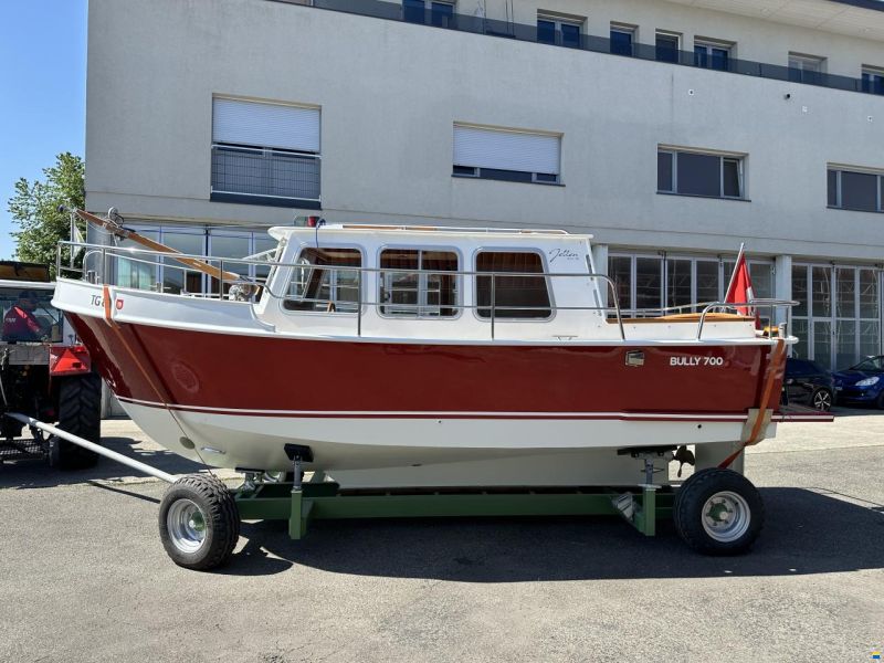 Jetten Bully 700 OK