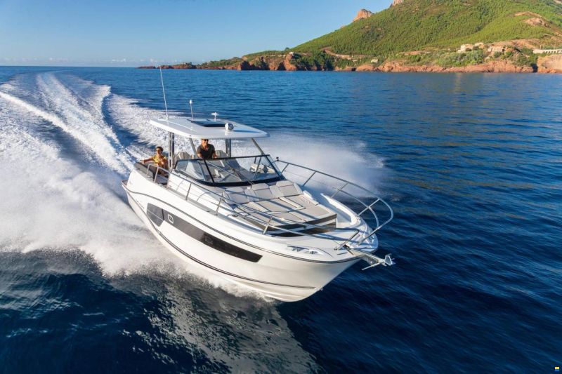 Cap Camarat 10.5 WA Series2