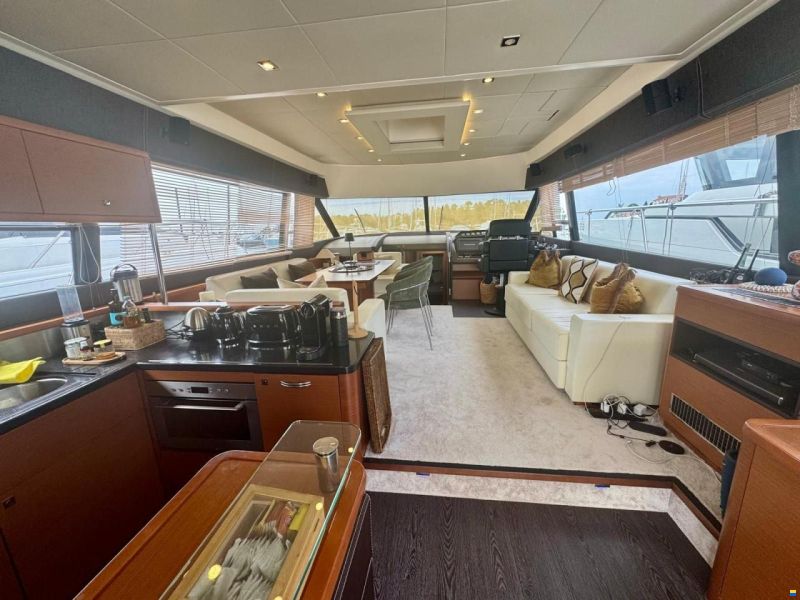 Prestige 60 Fly