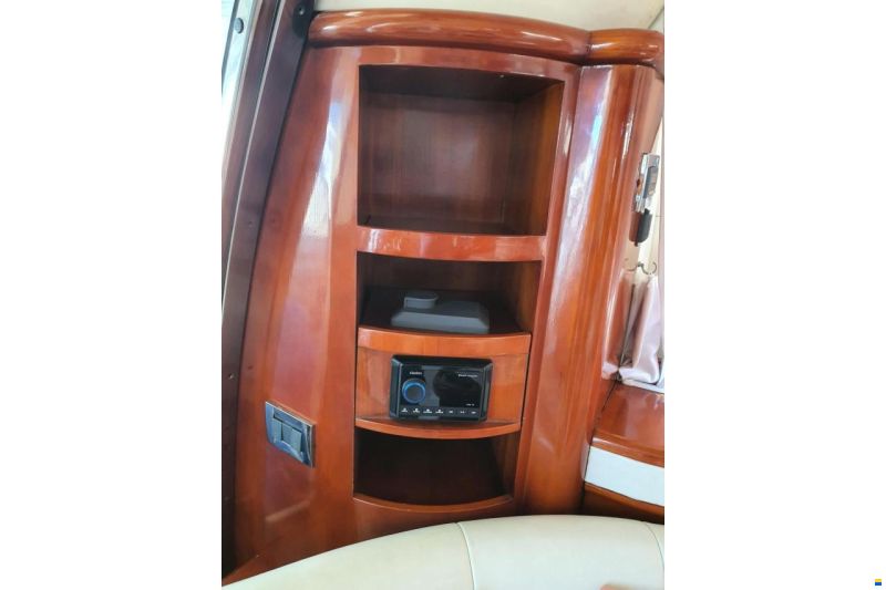 Azimut 68 Plus