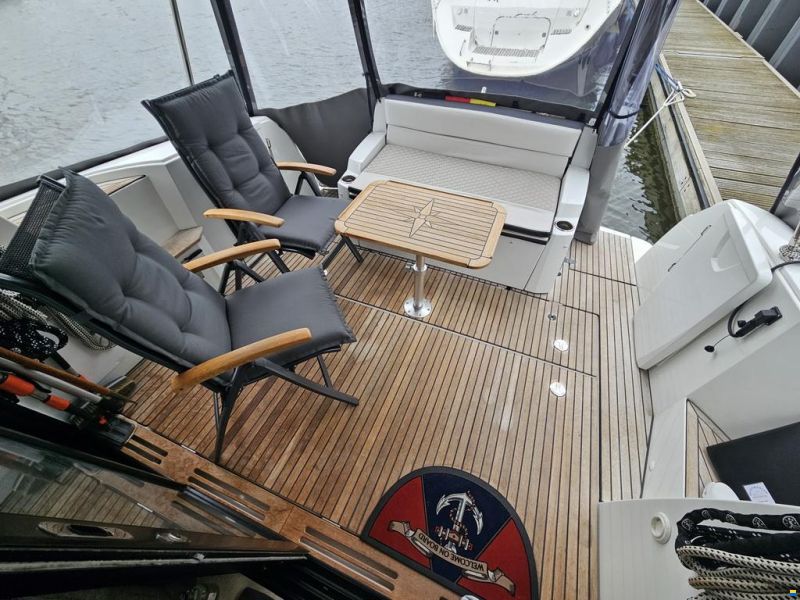 Jeanneau NC 11