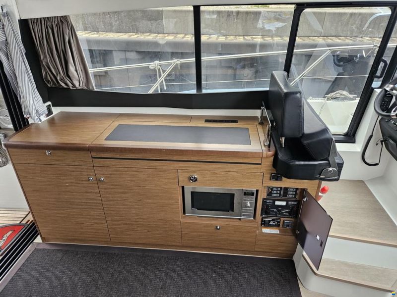 Jeanneau NC 11