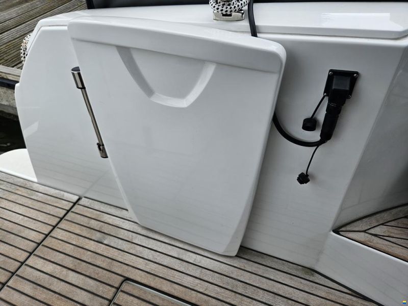 Jeanneau NC 11