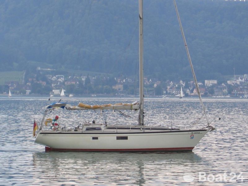 Dufour MS 35