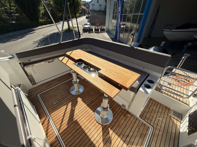 Jeanneau Cap Camarat WA 9.0