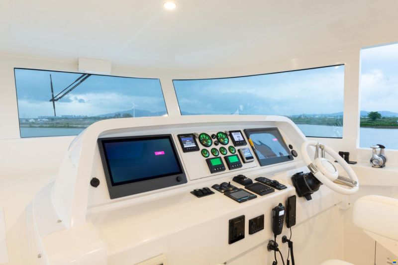 Selene 62 Explorer