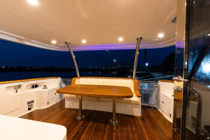 Selene 62 Explorer