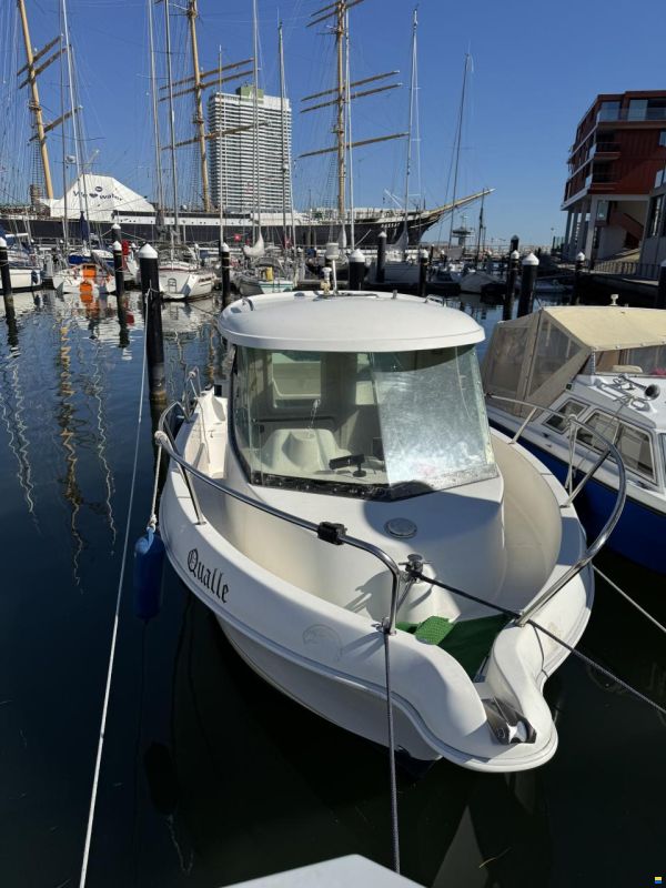 Quicksilver Pilothouse